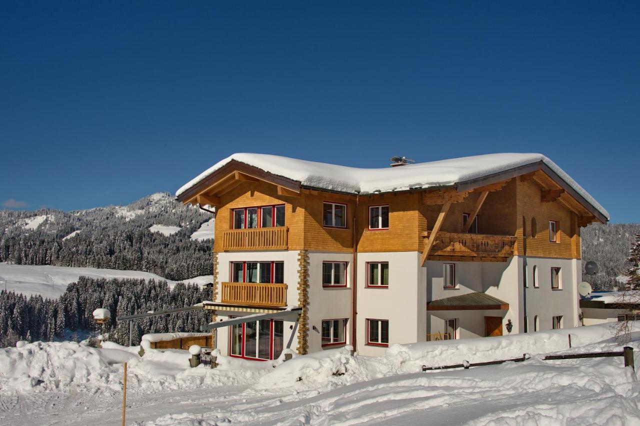 Ferien-Schloessle Michaela Apartment Riezlern Exterior photo